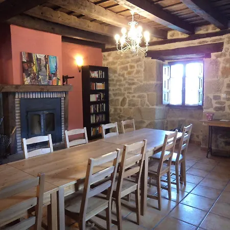 בית כפרי La Toba I Y Ii