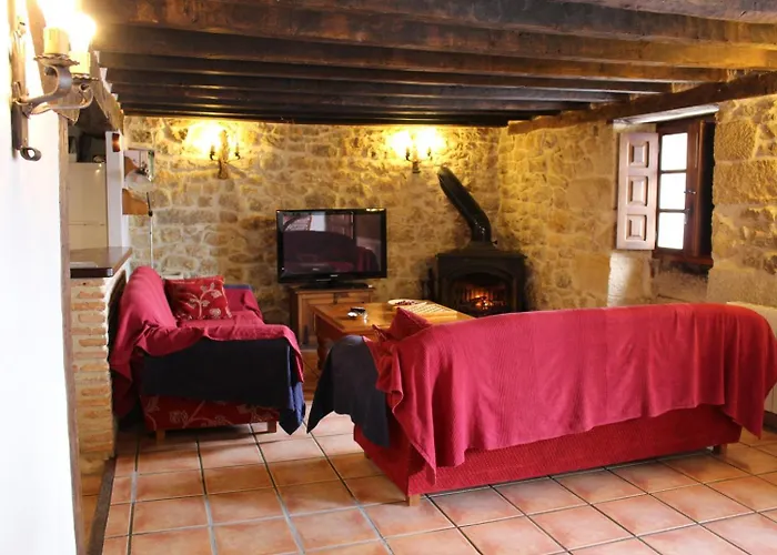 La Toba I Y Ii Country house *